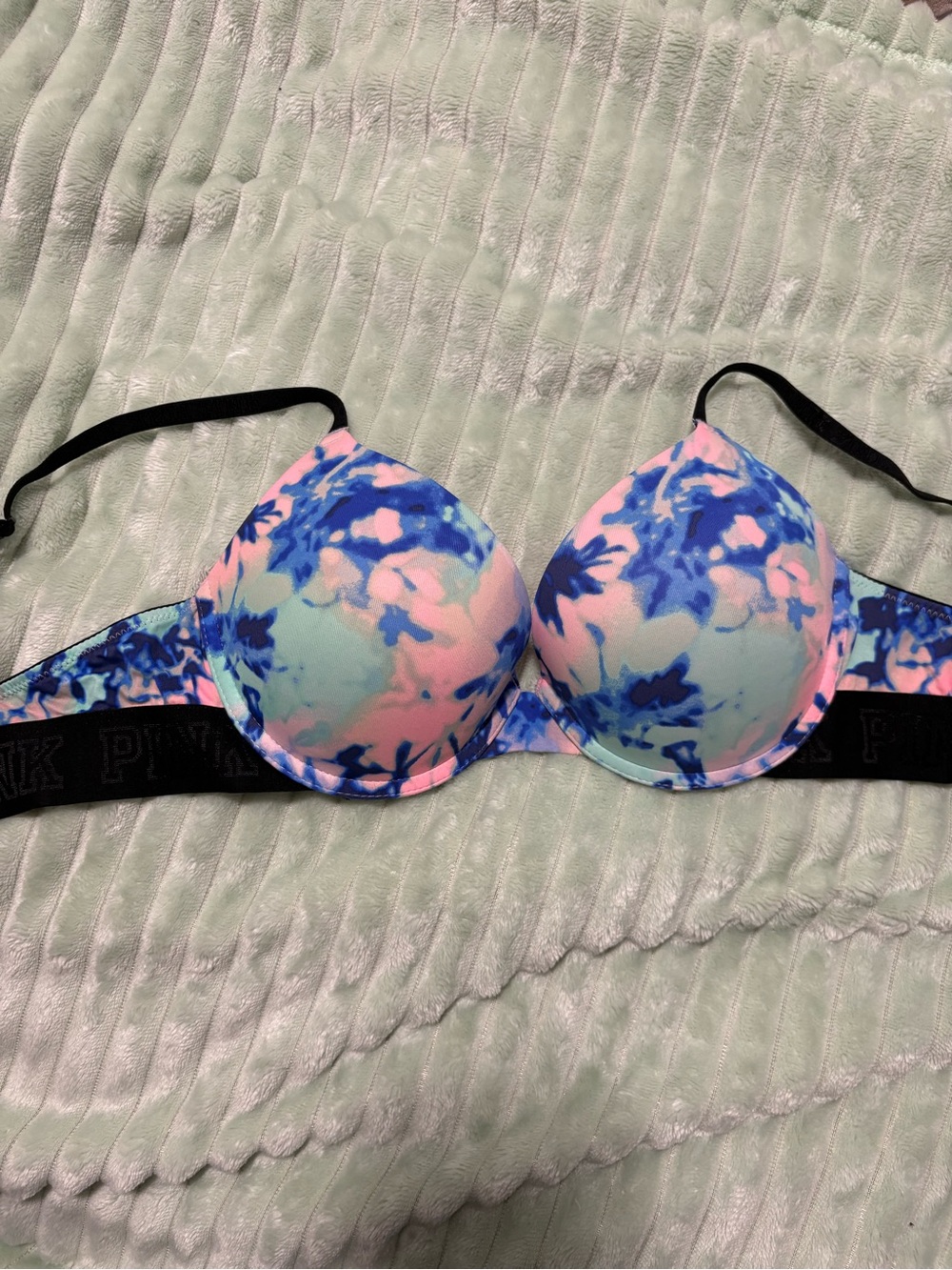 PINK Victoria's Secret Tie-Dye Push-Up Bra in Pastel Pink & Blue